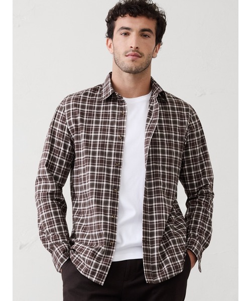BANANA REPUBLIC FACTORY STORE(バナナリパブリック ファクトリーストア)の「BANANA REPUBLIC FACTORY STORE コットンシャツ(シャツ/ブラウス・メンズ・チェック/イエロー/ブルー/ブルー系その他/ライトブルー/ホワイト×ネイビー/その他1/ブラウン系その他/グレー/マルチ/カーキ/その他/ネイビー/ブラウン/ホワイト系その他/ブルー系その他2/ブルー系その他3・XL/L/M/S)」の1枚目の写真