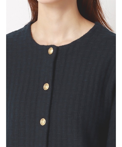 SUIT SQUARE（スーツスクエア）の「ニットジャケット ハンドウォッシュ ジャカード メタルボタン（ニット/セーター・レディース・チャコールグレー/ネイビー・38(9号)）」の19枚目の写真