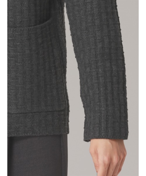 SUIT SQUARE（スーツスクエア）の「ニットジャケット ハンドウォッシュ ジャカード メタルボタン（ニット/セーター・レディース・チャコールグレー/ネイビー・38(9号)）」の10枚目の写真