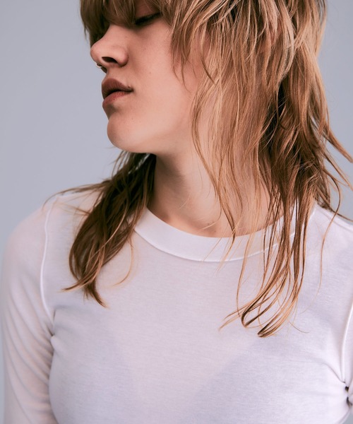 NOISE MAKER（ノイズメーカー）の「シアーハーフスリーブカットソー（Tシャツ/カットソー・レディース・ホワイト/ブラック/レッド・FREE）」の7枚目の写真