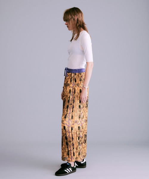 NOISE MAKER（ノイズメーカー）の「シアーハーフスリーブカットソー（Tシャツ/カットソー・レディース・ホワイト/ブラック/レッド・FREE）」の6枚目の写真