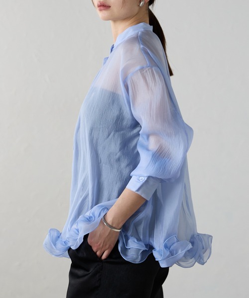 r.（アールドット）の「ワッシャーオーガンジー　裾フリルブラウス（シャツ/ブラウス・レディース・チャコールグレー/ブルー/ブラック/アイボリー・FREE）」の10枚目の写真