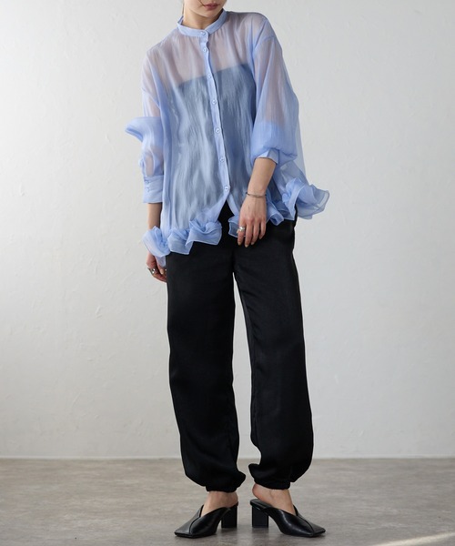 r.（アールドット）の「ワッシャーオーガンジー　裾フリルブラウス（シャツ/ブラウス・レディース・チャコールグレー/ブルー/ブラック/アイボリー・FREE）」の22枚目の写真