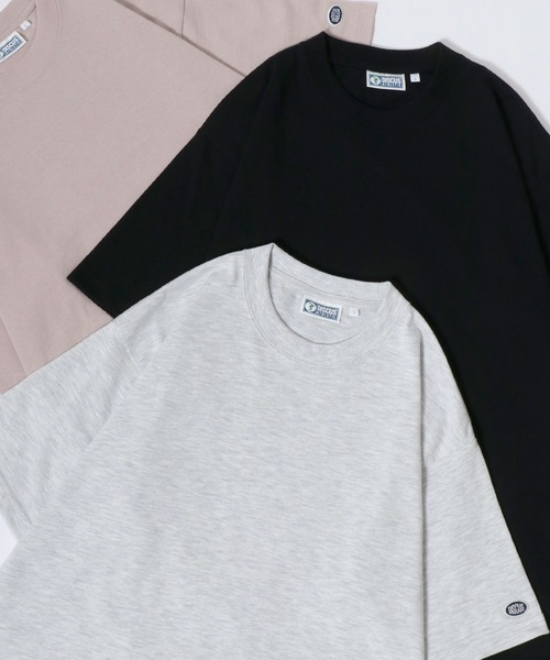 DISCUS（ディスカス）の「DISCUS/ディスカス USAコットン ヘビーウェイト ロゴワッペン刺繍 半袖Tシャツ レディース メンズ（Tシャツ/カットソー・メンズ・グレー/グレイッシュブルー/ブラック/グレイッシュベージュ/ピンクベージュ/ホワイト/オートミール/ネイビー・M/L/LL）」の4枚目の写真