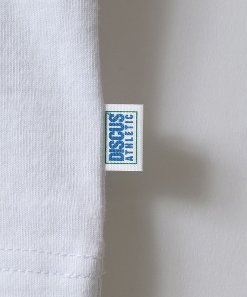 DISCUS（ディスカス）の「DISCUS/ディスカス USAコットン ヘビーウェイト ロゴワッペン刺繍 半袖Tシャツ レディース メンズ（Tシャツ/カットソー・メンズ・グレー/グレイッシュブルー/ブラック/グレイッシュベージュ/ピンクベージュ/ホワイト/オートミール/ネイビー・M/L/LL）」の22枚目の写真