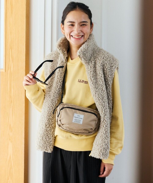 KiU(キウ)の「KiU×FREAK'S STORE/キウ×フリークスストア 別注300D BODY BAG SMALL 300D スモールボディーバッグ 撥水(ショルダーバッグ・メンズ・レオパード/ベージュ/ブラック・ONE SIZE)」の5枚目の写真