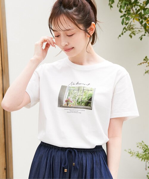 ikka(イッカ)の「【プチプラ1990円(税抜)】ロゴフォトプリントTシャツ【親子コーデ】(Tシャツ/カットソー・レディース・オフホワイト/チャコールグレー/オレンジ/ホワイト・M/L/S)」の5枚目の写真