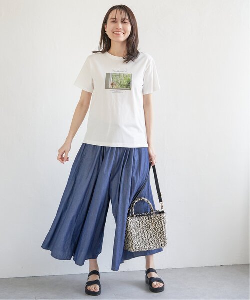 ikka(イッカ)の「【プチプラ1990円(税抜)】ロゴフォトプリントTシャツ【親子コーデ】(Tシャツ/カットソー・レディース・オフホワイト/チャコールグレー/オレンジ/ホワイト・M/L/S)」の12枚目の写真