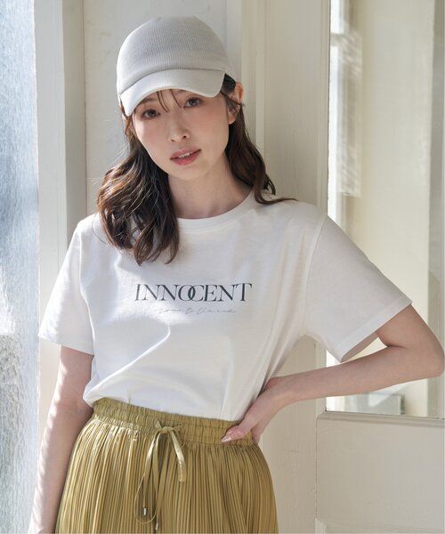 ikka(イッカ)の「【プチプラ1990円(税抜)】ロゴフォトプリントTシャツ【親子コーデ】(Tシャツ/カットソー・レディース・オフホワイト/チャコールグレー/オレンジ/ホワイト・M/L/S)」の14枚目の写真
