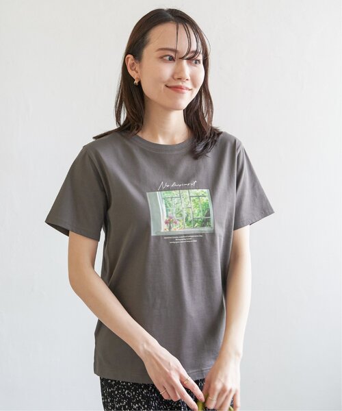 ikka(イッカ)の「【プチプラ1990円(税抜)】ロゴフォトプリントTシャツ【親子コーデ】(Tシャツ/カットソー・レディース・オフホワイト/チャコールグレー/オレンジ/ホワイト・M/L/S)」の21枚目の写真