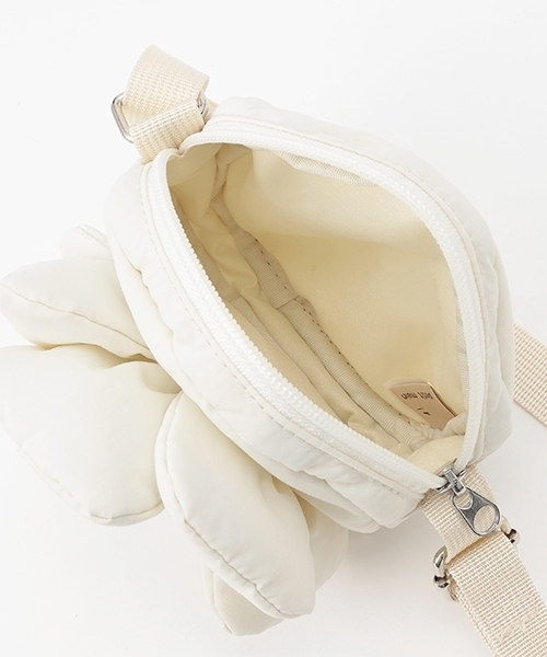 petit main（プティマイン）の「モチーフポシェット（ショルダーバッグ・キッズ・アイボリー/ライトピンク・F）」の15枚目の写真