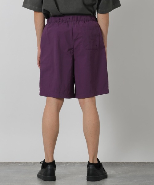 LAKOLE（ラコレ）の「ナイロンカラーショーツ / 283529（その他パンツ・メンズ・ブラック/パープル/マスタード・SMALL/MEDIUM/LARGE/X-LARGE）」の14枚目の写真