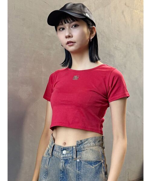 MURUA（ムルーア）の「メタルロゴクロップドTシャツ（Tシャツ/カットソー・レディース・ホワイト/その他1/イエロー/ブラック/レッド・FREE）」の8枚目の写真