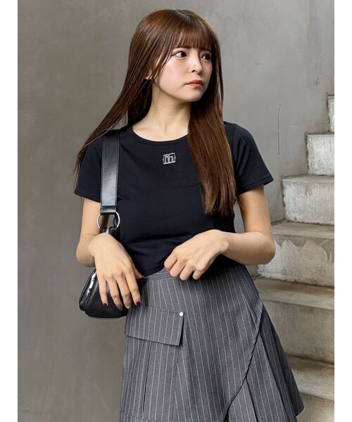 MURUA（ムルーア）の「メタルロゴクロップドTシャツ（Tシャツ/カットソー・レディース・ホワイト/その他1/イエロー/ブラック/レッド・FREE）」の20枚目の写真