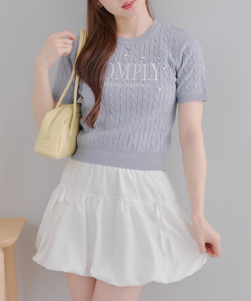 continuer de NICE CLAUP(コンティニューデナイスクラップ)の「【パール付き】刺しゅうパールニットプルオーバー(ニット/セーター・レディース・オフホワイト/ネイビー/ピンク/ブルー・FREE)」の3枚目の写真