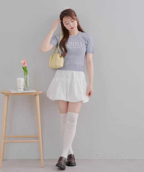 continuer de NICE CLAUP(コンティニューデナイスクラップ)の「【パール付き】刺しゅうパールニットプルオーバー(ニット/セーター・レディース・オフホワイト/ネイビー/ピンク/ブルー・FREE)」の15枚目の写真