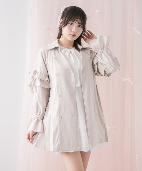 DearMyLoveRose(ディアマイラブローズ)の「バックプリーツショートトレンチコート(トレンチコート・レディース・ブラック/グレイッシュベージュ・3L/LL/LARGE/MEDIUM/SMALL)」の12枚目の写真