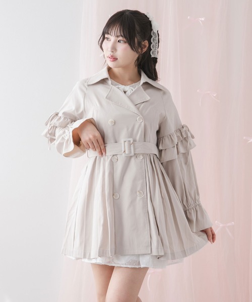 DearMyLoveRose(ディアマイラブローズ)の「バックプリーツショートトレンチコート(トレンチコート・レディース・ブラック/グレイッシュベージュ・3L/LL/LARGE/MEDIUM/SMALL)」の9枚目の写真