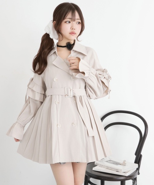 DearMyLoveRose(ディアマイラブローズ)の「バックプリーツショートトレンチコート(トレンチコート・レディース・ブラック/グレイッシュベージュ・3L/LL/LARGE/MEDIUM/SMALL)」の6枚目の写真