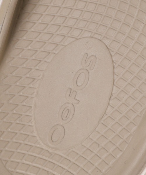 OOFOS(ウーフォス)の「OOFOS OOmega-Nomad 2000440102222(サンダル・レディース・ベージュ・24㎝/25㎝/23㎝)」の7枚目の写真