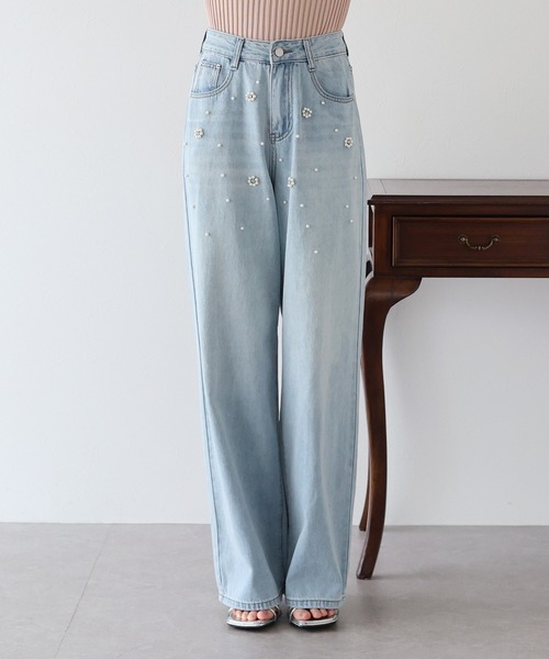 BLUEEAST(ブルーイースト)の「パールフラワーデニムパンツ(デニムパンツ・レディース・ブルー・LARGE/MEDIUM/SMALL)」の16枚目の写真