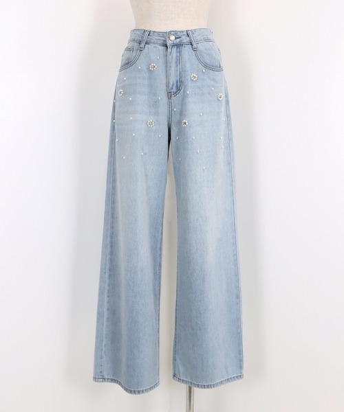 BLUEEAST(ブルーイースト)の「パールフラワーデニムパンツ(デニムパンツ・レディース・ブルー・LARGE/MEDIUM/SMALL)」の13枚目の写真