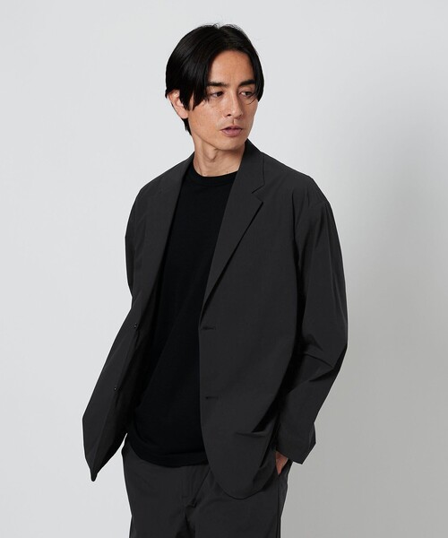 BEAUTY&YOUTH UNITED ARROWS(ビューティーアンドユースユナイテッドアローズ)の「360°MASTER ICE リラックス ジャケット -セットアップ対応 接触冷感 ストレッチ マルチ機能-(テーラードジャケット・メンズ・ブラック/ダークグレー・S/M/L/XL)」の7枚目の写真