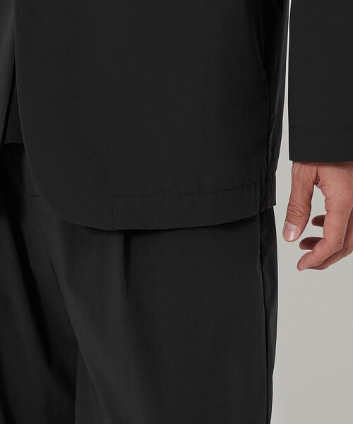 BEAUTY&YOUTH UNITED ARROWS(ビューティーアンドユースユナイテッドアローズ)の「360°MASTER ICE リラックス ジャケット -セットアップ対応 接触冷感 ストレッチ マルチ機能-(テーラードジャケット・メンズ・ブラック/ダークグレー・S/M/L/XL)」の16枚目の写真
