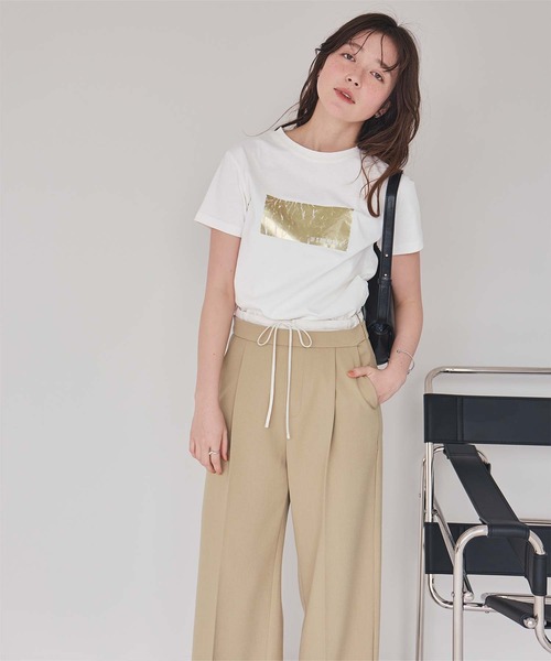 titivate(ティティベイト)の「箔プリントコンパクトTシャツ(Tシャツ/カットソー・レディース・ブラック系その他/ホワイト系その他2/ホワイト系その他3/ホワイト系その他・FREE)」の10枚目の写真