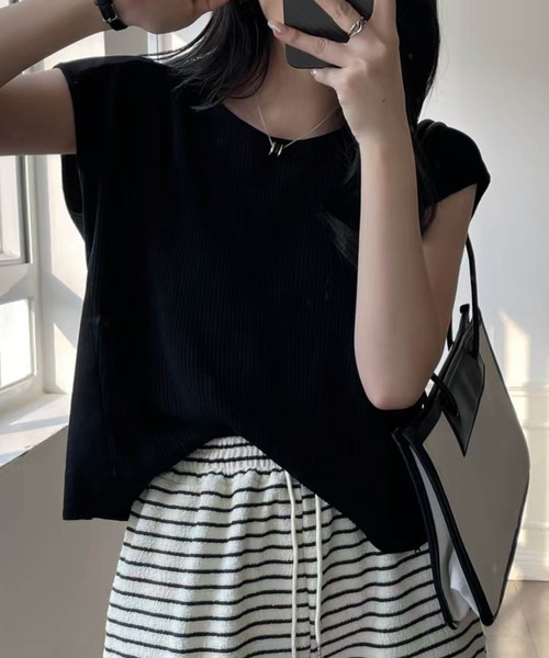 aimoha(アイモハ)の「【aimoha】フロントリブデザインノースリーブトップス (SS)(ベスト・レディース・チョコ/ライトベージュ/キャメル/グリーン/ブラック/ブルー・FREE)」の20枚目の写真