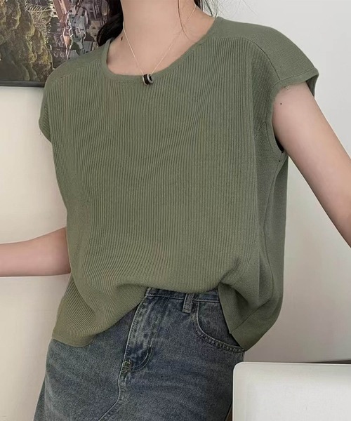 aimoha(アイモハ)の「【aimoha】フロントリブデザインノースリーブトップス (SS)(ベスト・レディース・チョコ/ライトベージュ/キャメル/グリーン/ブラック/ブルー・FREE)」の16枚目の写真