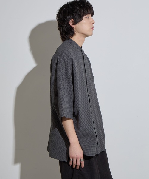 SLICK（スリック）の「【SLICK/スリック】Dot Air Seersucker Band Collar Dolmansleeve Shirt / ドットエアシアサッカーバンドカラードルマンスリーブシャツ/ オーバーサイズ/ テック素材（シャツ/ブラウス・メンズ・ネイビー/スミクロ・1/2/3）」の4枚目の写真