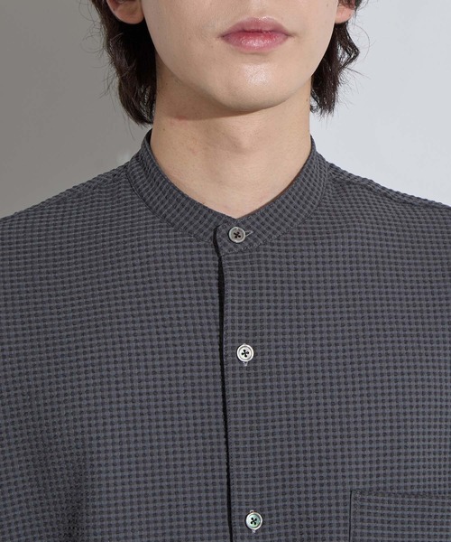 SLICK（スリック）の「【SLICK/スリック】Dot Air Seersucker Band Collar Dolmansleeve Shirt / ドットエアシアサッカーバンドカラードルマンスリーブシャツ/ オーバーサイズ/ テック素材（シャツ/ブラウス・メンズ・ネイビー/スミクロ・1/2/3）」の20枚目の写真