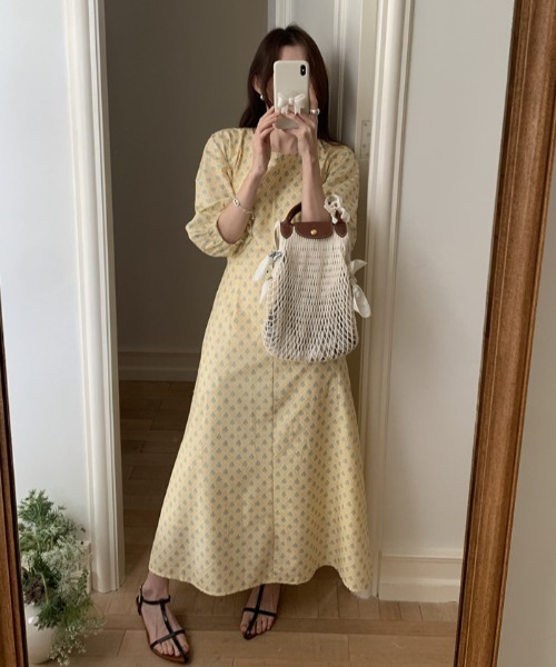 gossip!ロサンゼルス(ゴシップロサンゼルス)の「バルーンスリーブ バックオープンワンピース(ドレス・レディース・ピンク/イエロー・FREE)」の10枚目の写真