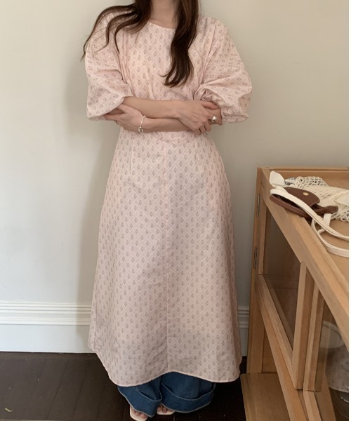 gossip!ロサンゼルス(ゴシップロサンゼルス)の「バルーンスリーブ バックオープンワンピース(ドレス・レディース・ピンク/イエロー・FREE)」の21枚目の写真