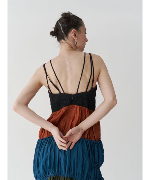 UN3D.（アンスリード）の「CURVE LINE CAMI OP / カーブラインキャミワンピース（ワンピース・レディース・ブラック/その他1・38/36）」の10枚目の写真