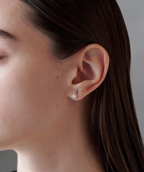 ALLURELLE(アリュレル)の「【ALLURELLE】淡水パール パール×ジルコニアピアス silver925 KNF-TP(ピアス(両耳用)・レディース・シルバー/ホワイト/ゴールド・FREE)」の7枚目の写真