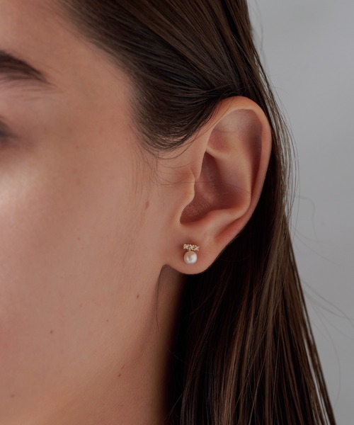 ALLURELLE(アリュレル)の「【ALLURELLE】淡水パール パール×ジルコニアピアス silver925 KNF-TP(ピアス(両耳用)・レディース・シルバー/ホワイト/ゴールド・FREE)」の4枚目の写真