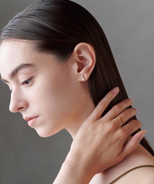 ALLURELLE(アリュレル)の「【ALLURELLE】淡水パール パール×ジルコニアピアス silver925 KNF-TP(ピアス(両耳用)・レディース・シルバー/ホワイト/ゴールド・FREE)」の12枚目の写真