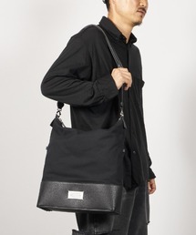 Maison Margiela（メゾンマルジェラ）の「Maison Margiela　5AC HOBO MEDIUM（ショルダーバッグ）」