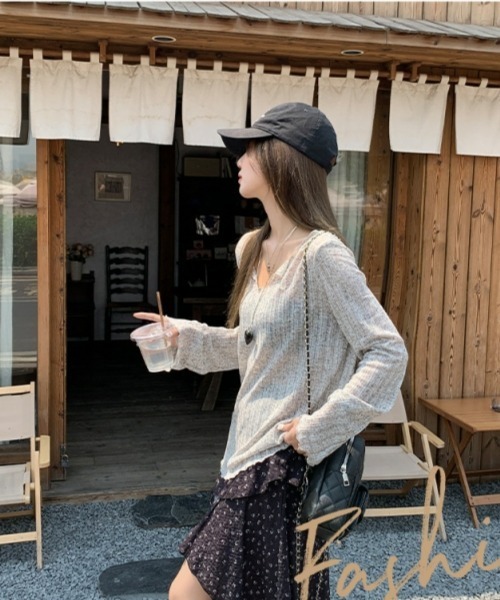 gossip!ロサンゼルス(ゴシップロサンゼルス)の「Y2Kガーリー*シアー長袖カーデ風Tシャツ(Tシャツ/カットソー・レディース・オフホワイト/グレー/ブルー/ライトグリーン・FREE)」の22枚目の写真