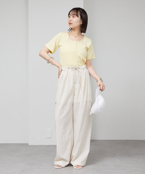 【新品】【これからの季節に】mysty woman  白カーゴパンツ セール】ナイロンカーゴパンツ（カーゴパンツ）｜mystic
