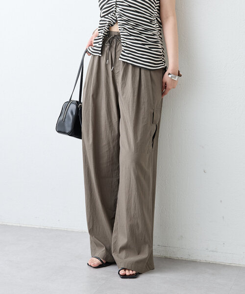 mystic（ミスティック）の「ナイロンカーゴパンツ（カーゴパンツ・レディース・ベージュ/オリーブ/アイボリー・0/1/2）」の21枚目の写真