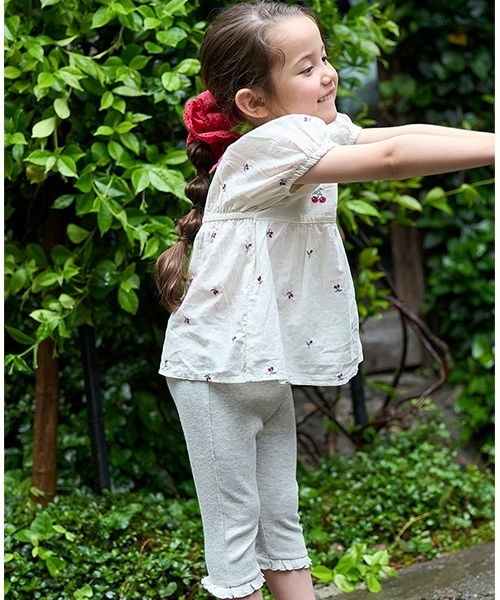 petit main（プティマイン）の「【接触冷感】7分フリルレギンス（レギンス/スパッツ・キッズ・トップグレー/サックスブルー/ライトピンク/ブラック/ホワイト系・90cm/100cm/110cm/80ｃｍ/130cm/120cm）」の7枚目の写真