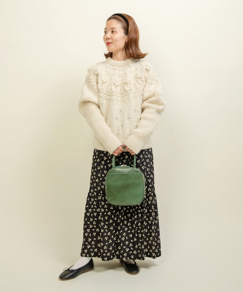 CHILD WOMAN（チャイルドウーマン）の「ネパールギルボックス 求心もよう編みプルオーバー（ニット/セーター・レディース・サックスブルー/レッド/アイボリー・FREE）」の9枚目の写真