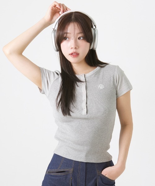 tシャツ A'GEM/9 × .kom 「muah muah/ムーアムーア」Semi-open logo short sleeve t-shirt / A'GEM/9 × .kom『muah muah/ムーアムーア』 GRAPHIC STANDARD T