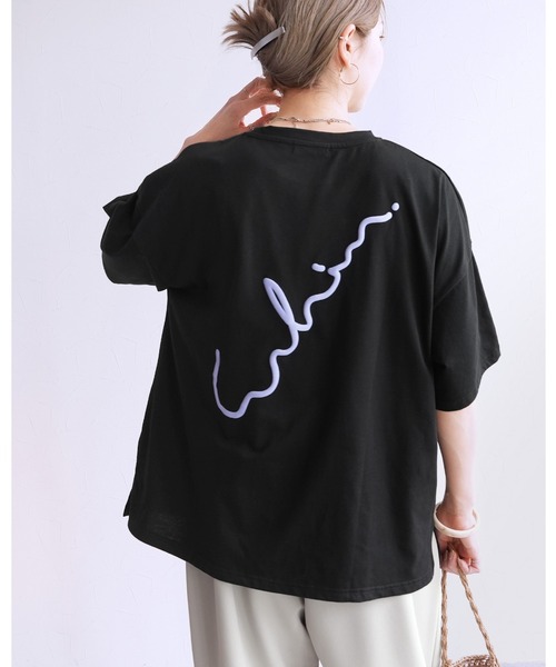 reca(レカ)の「ゆるロゴプリント&刺繍BIGTシャツ(Tシャツ/カットソー・レディース・オフホワイト/ブラック/カーキ/ブルー系その他/バーガンディー/ブルー系その他2/ピンク系その他・FREE)」の3枚目の写真