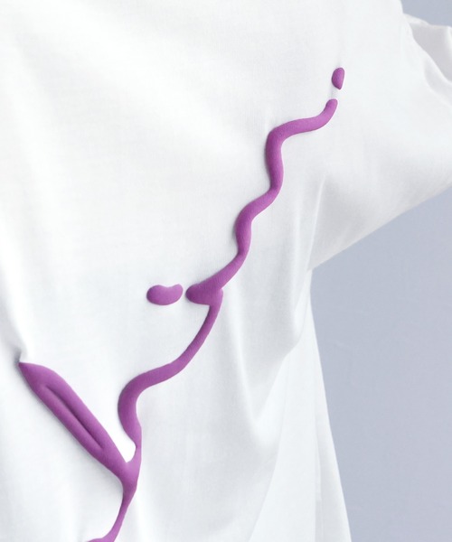 reca(レカ)の「ゆるロゴプリント&刺繍BIGTシャツ(Tシャツ/カットソー・レディース・オフホワイト/ブラック/カーキ/ブルー系その他/バーガンディー/ブルー系その他2/ピンク系その他・FREE)」の9枚目の写真