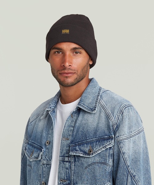 G-STAR（ジースター）の「EFFO LONG BEANIE/ベーシックデザインブランドロゴニット帽（ニットキャップ/ビーニー・メンズ・ダークブラック・ONE SIZE）」の2枚目の写真