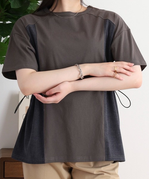 Arinomama(アリノママ)の「デニム風切替ギャザーT(Tシャツ/カットソー・レディース・ブラック/スミクロ/オフホワイト/グレイッシュベージュ・FREE)」の15枚目の写真